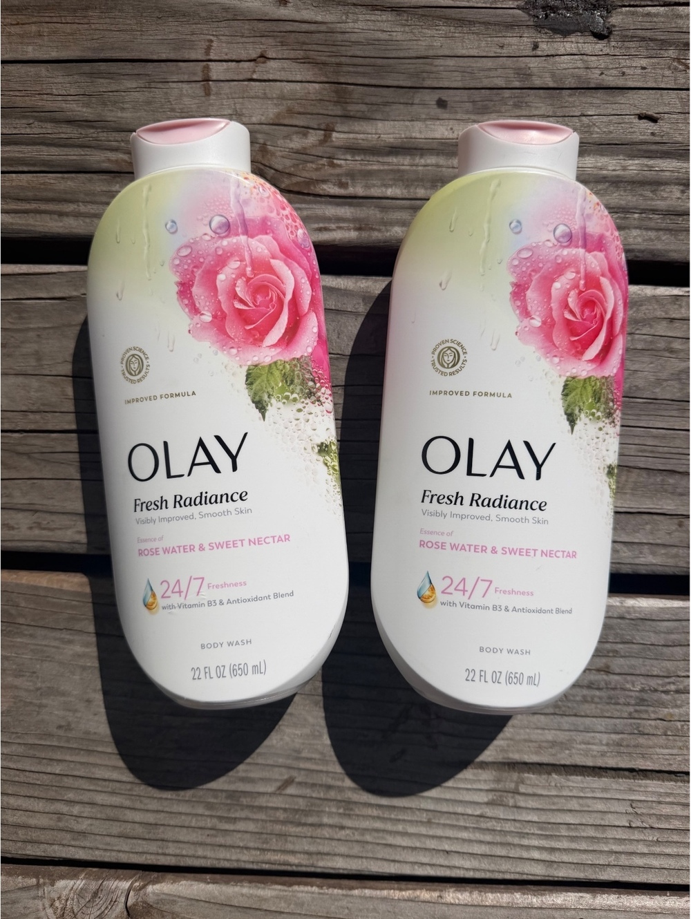 Olay Fresh Radiance Body Wash Rose Water & Sweet Nectar 22 fl oz, Pack of 2